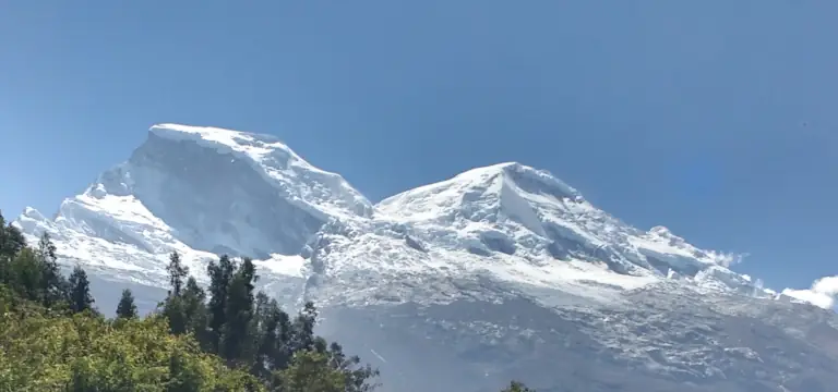 Viaje escolar Huaraz versión móvil
