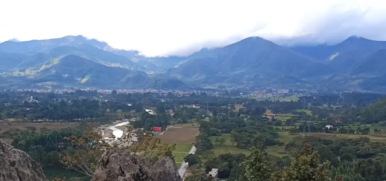 Viaje escolar Oxapampa versión móvil